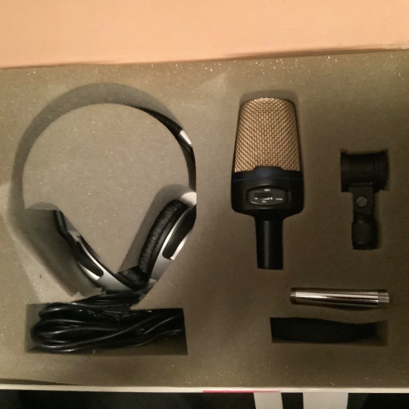 Ion Ucast Podcast Setup - Picture 7 of 8